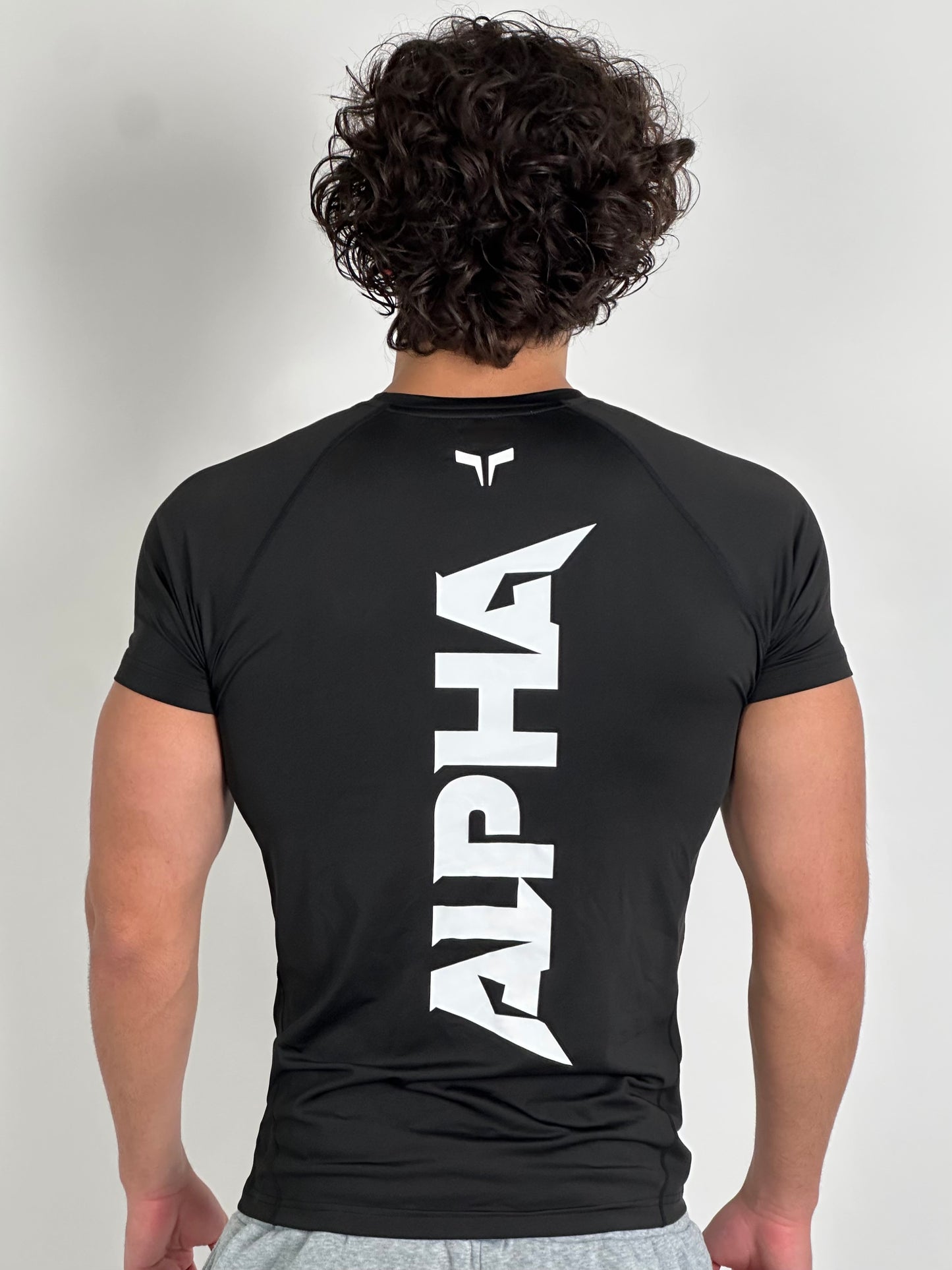 T-SHIRT ALPHA